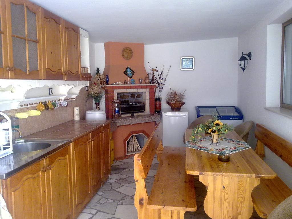 Guest House Markovi 아헬로이 외부 사진