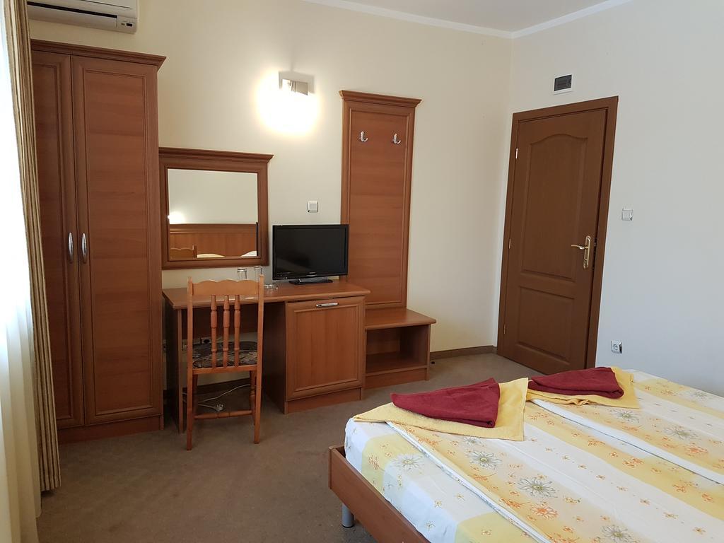 Guest House Markovi 아헬로이 외부 사진