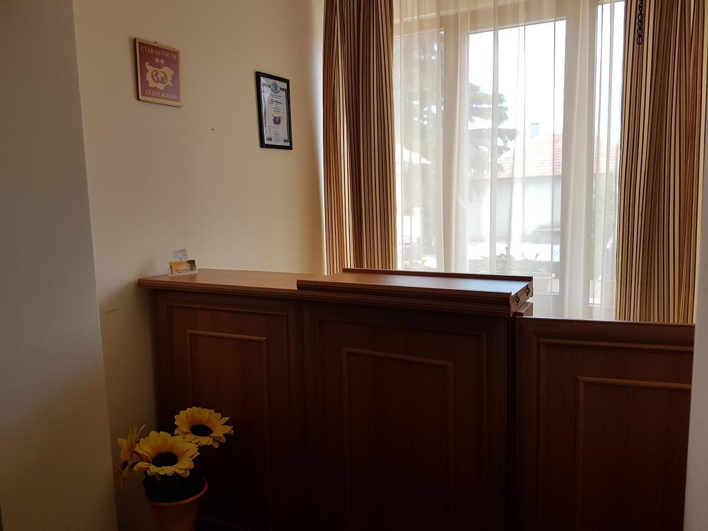 Guest House Markovi 아헬로이 외부 사진