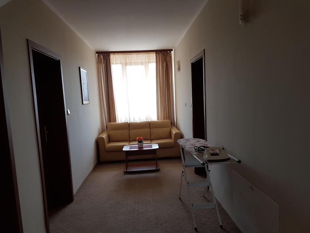 Guest House Markovi 아헬로이 외부 사진
