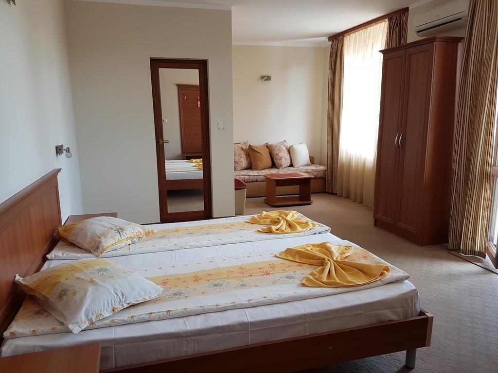 Guest House Markovi 아헬로이 외부 사진