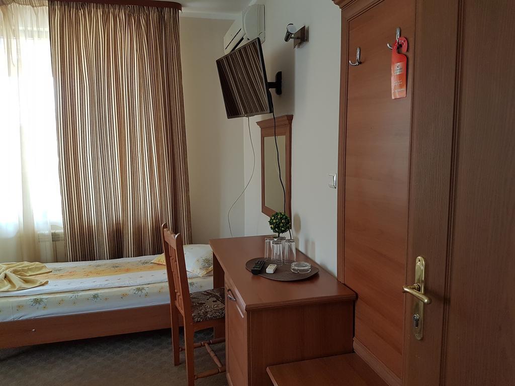 Guest House Markovi 아헬로이 외부 사진