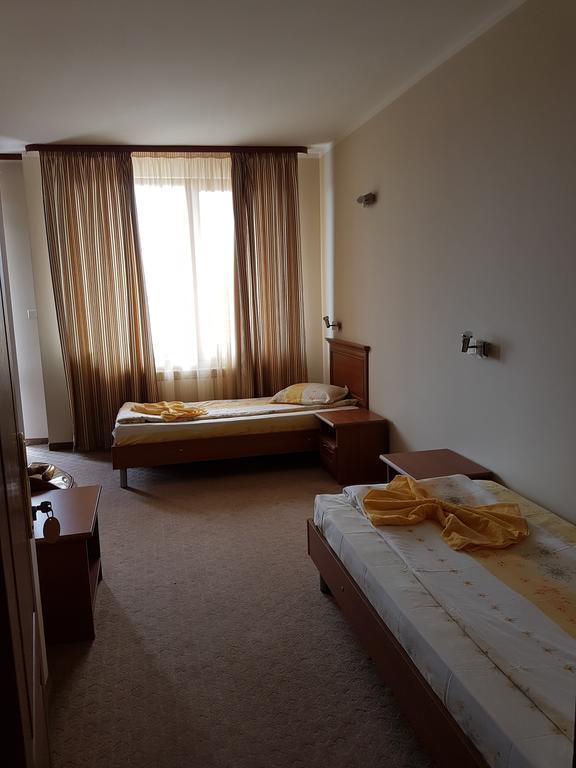 Guest House Markovi 아헬로이 외부 사진