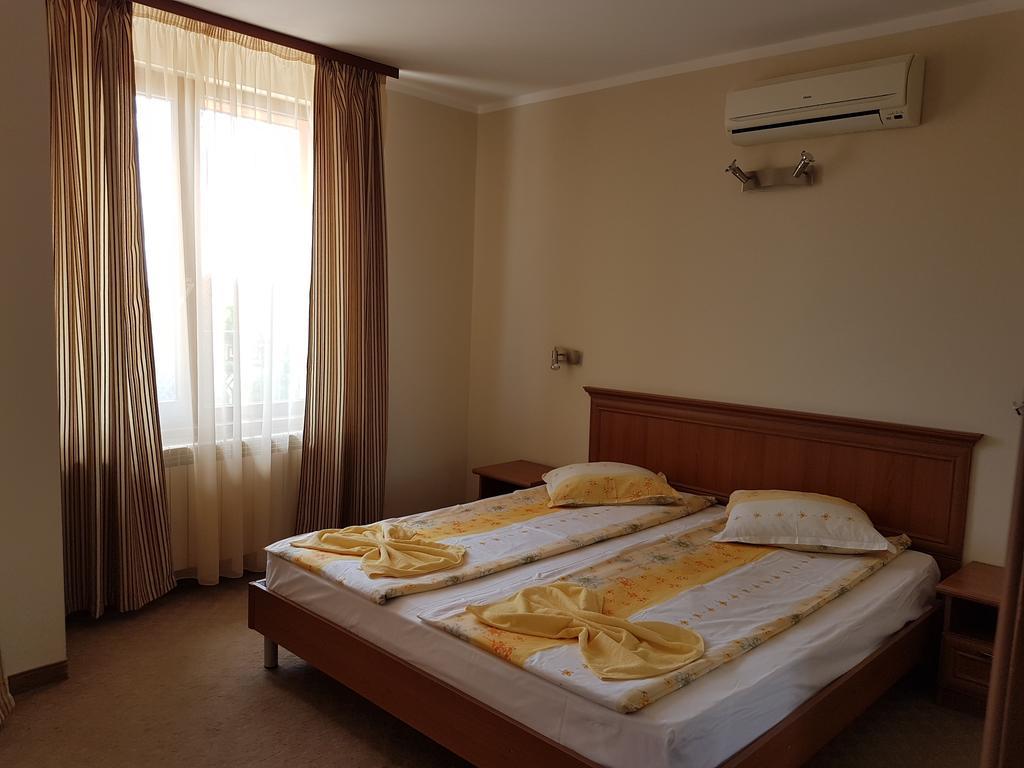 Guest House Markovi 아헬로이 외부 사진