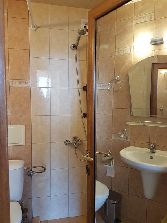 Guest House Markovi 아헬로이 외부 사진