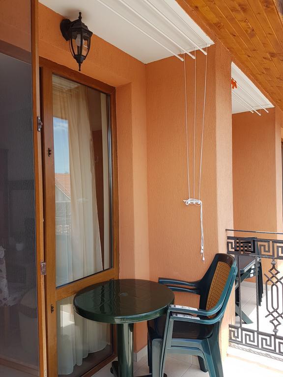 Guest House Markovi 아헬로이 외부 사진