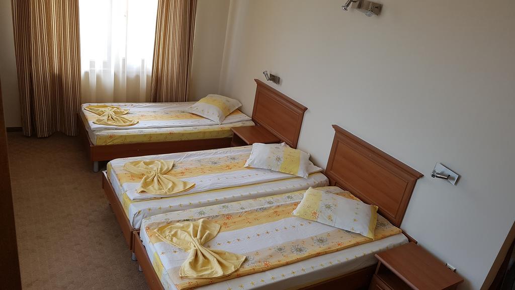 Guest House Markovi 아헬로이 외부 사진