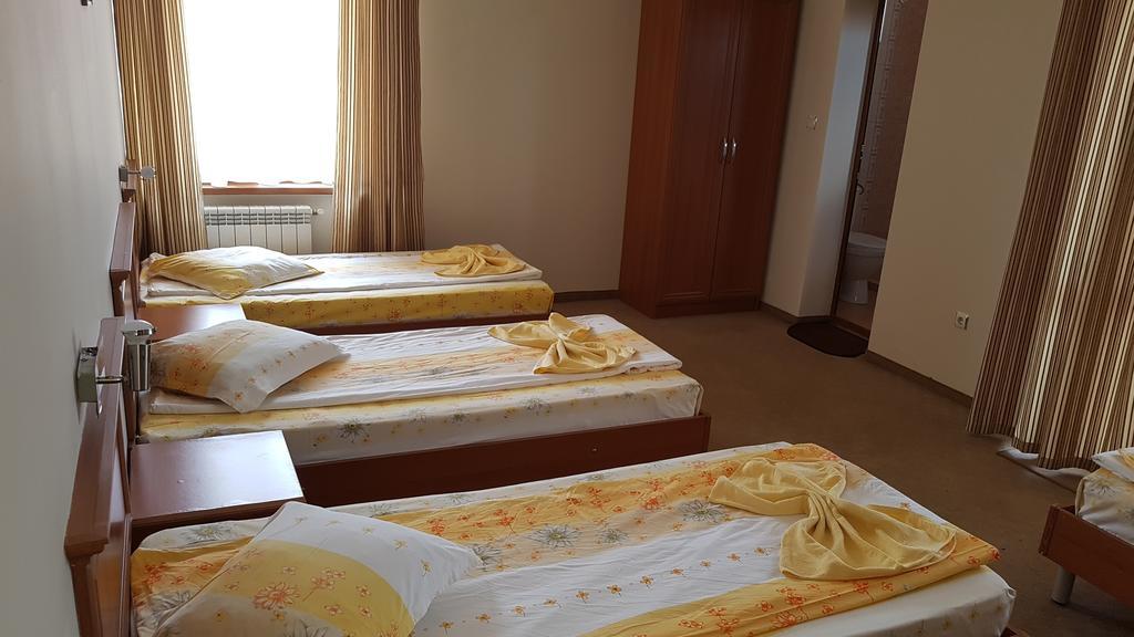 Guest House Markovi 아헬로이 외부 사진